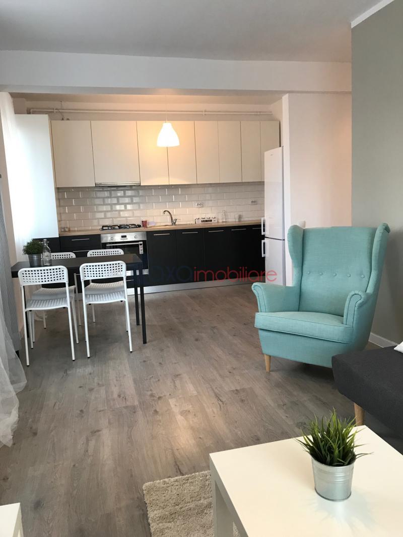 Apartament 3 camere de vanzare