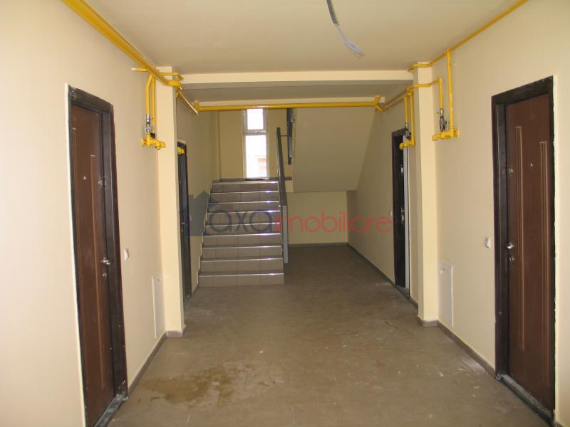 Apartament 3 camere de vanzare