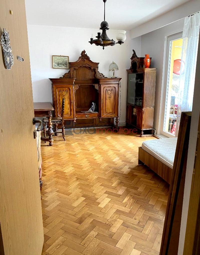 Apartment 4 rooms for sell in Cluj-napoca, ward Manastur